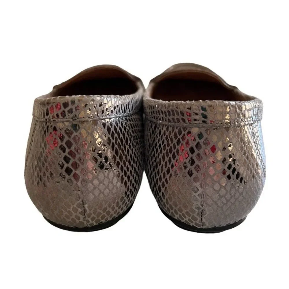 Vionic Chill Larrun Gun Metal Snake Loafers Size 9